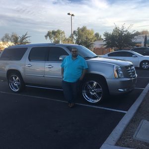 Meet your Posher, Roberto m